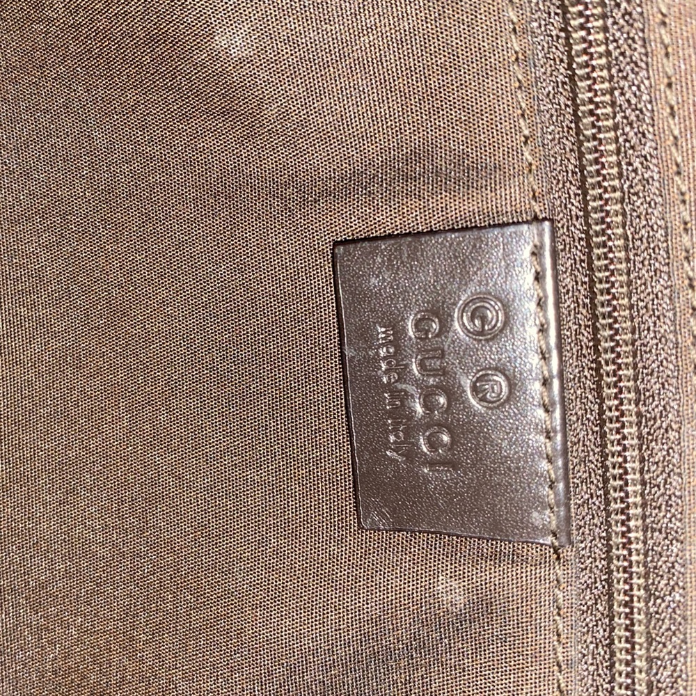 Gucci Vintage Shoulder Bag - Picture 4 of 9
